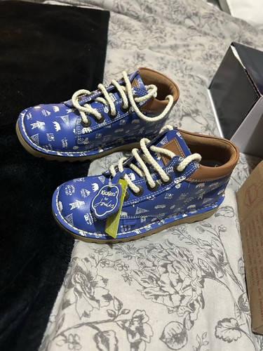 Item kickers kick hi - item, a